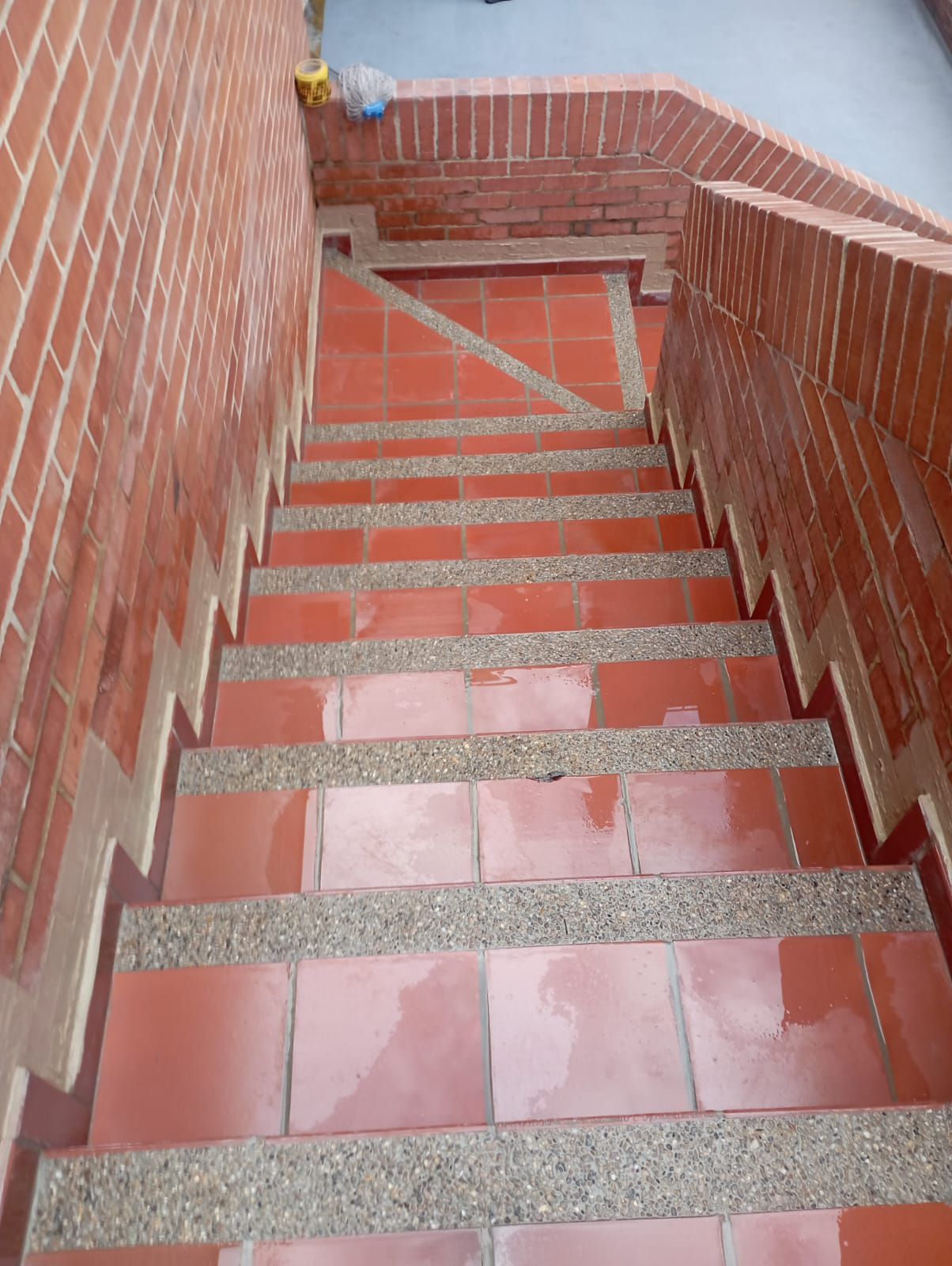 Impermeabilizacion de escaleras, proyecto terminado