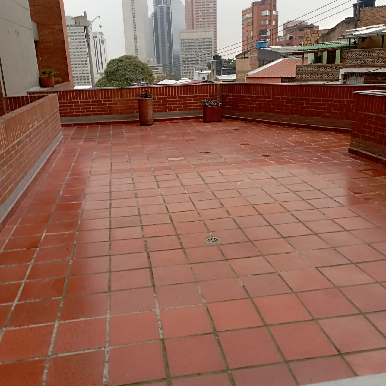 Enchape terminado en Impermeabilizacion de Terraza y Enchape